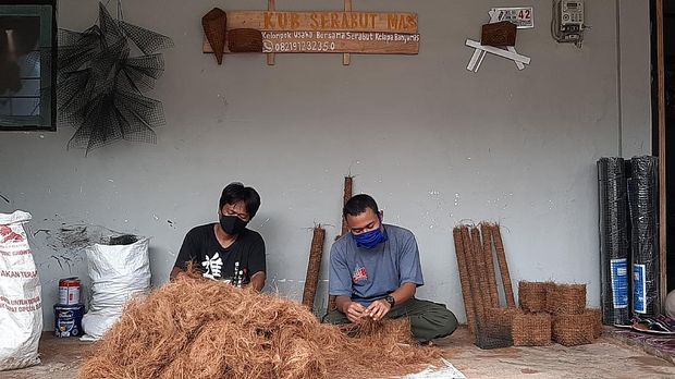 serabut kelapa