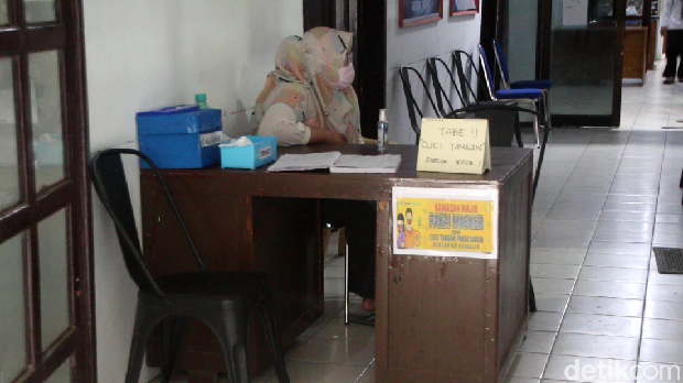 Suasana di Kantor Bupati Barru (Hasrul-detikcom).