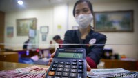 Di akhir perdagangan, rupiah berada di level Rp 14.553/US$, dari posisi terendah hari ini di Rp 14.715/US$
