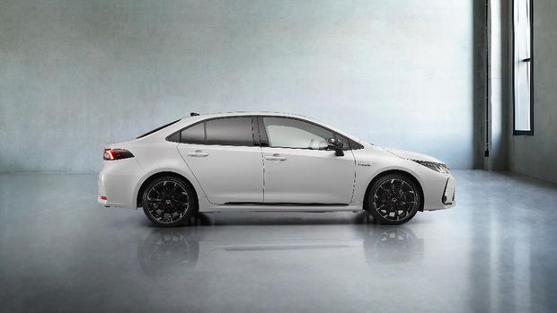 Toyota Corolla Sedan GR Sport