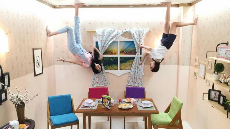 Upside Down Jogja Tempat wisata di Yogyakarta.
