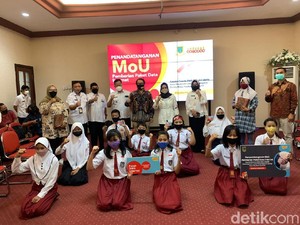 Mojokerto Luncurkan Program Biar Rajin, Ribuan Siswa Dapat Internet Gratis