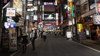Jepang kini tengah menghadapi klaster baru Corona yang diduga dari nightlife di Tokyo. Guna mencegah penyebaran virus, kelab dan bar menyusun aturan yang lebih realistis.