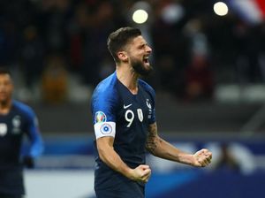 Olivier Giroud Mengejar Rekor Gol Thierry Henry