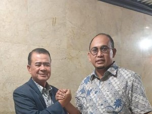 Pulkam, Andre Sosialisasikan Nasrul Abit Sebagai Cagub Sumbar di Pessel