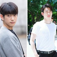 Jinyoung GOT7 selalu terlihat tampan di berbagai foto pemotretan. Bagaimana dalam foto tanpa edit ini? Foto: Dok. Fansite