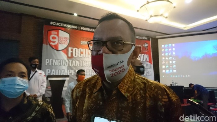 Komisioner DKPP, Alfitra Salamm (M Iqbal/detikcom)