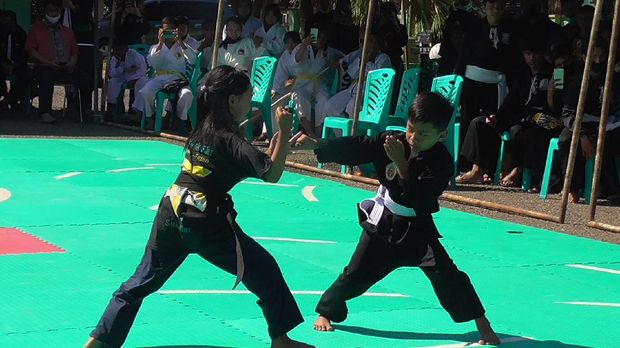 Kompetisi pencak silat di Makodim 1402/Polmas, Polman, Sulbar