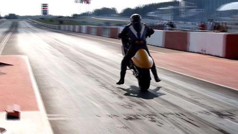 Modifikasi Hayabusa Listrik Modifikasi Hayabusa Listrik