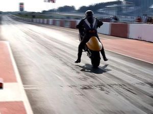 Hayabusa Listrik Ini Lebih Ngebut dari Bugatti!