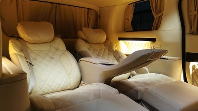 Mewahnya Interior Alphard Ala Private Jet, Ada Mini Bar hingga TV 40 Inci