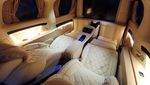 Mewahnya Interior Alphard Ala Private Jet, Ada Mini Bar hingga TV 40 Inci