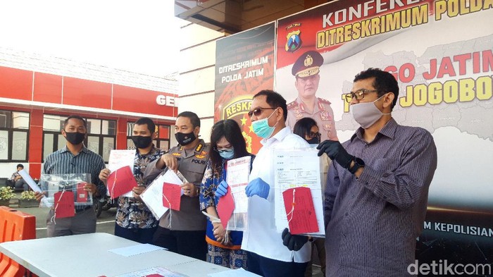 oknum notaris lakukan penipuan dan penggelapan