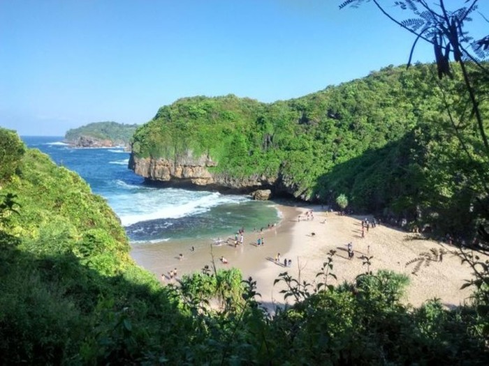 Pantai Greweng Gunungkidul