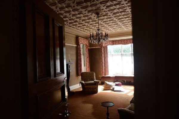 Sejak ia meninggal, rumah dan properti di dalamnya tak terjamah. Rumah itu memiliki 40 kamar, dimana beberapa di antaranya masih sama seperti sebelum ditinggalkan. (Foto: Getty Images/Bethany Clarke) Sejak ia meninggal, rumah dan properti di dalamnya tak terjamah. Rumah itu memiliki 40 kamar, dimana beberapa di antaranya masih sama seperti sebelum ditinggalkan. (Foto: Getty Images/Bethany Clarke)