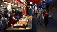 Bank of Korea mengatakan, ekonomi Korsel menyusut -3,3%. Itu adalah kontraksi paling tajam sejak kuartal pertama 1998. Angka itu juga lebih dalam dari perkiraan jajak pendapat yang digelar Reuters di angka -2,3%.  