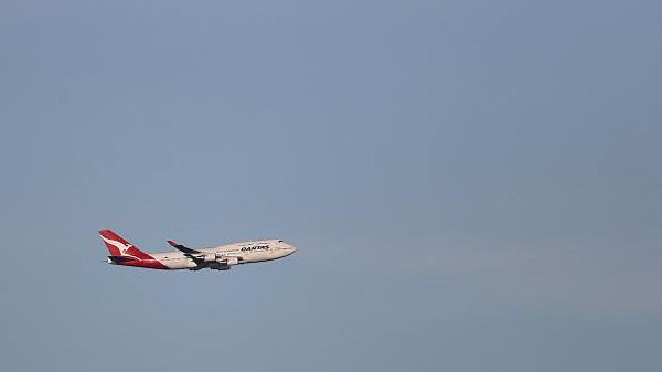 Dilansir dari CNBC Indonesia, Atlas Air Worldwide Holdings Inc mengoperasikan dua pesawat 747-8 kargo atas nama Qantas melalui perjanjian sewa basah. Qantas juga telah mengirim 12 pesawat jumbo Airbus A380 milik mereka ke Mojave. Ryan Pierse/Getty Images.