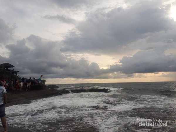 Sunset di Tanah Lot Bali