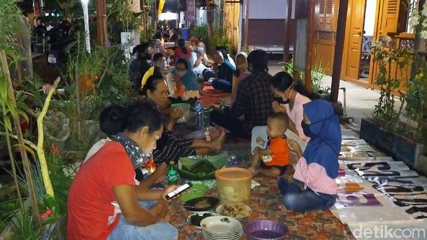 tumpeng sewu