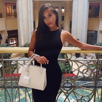 Alyssa menanggapi kritik warganet dan mengatakan, Sama sist, tetapi ketika kamu menemukan seorang pria yang mencintai kamu dan memperlakukan kamu seperti seorang ratu, apa salahnya, Foto: instagram @alyssag36