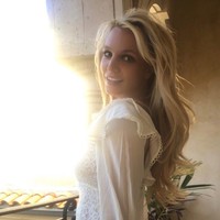 Unggahan Britney Spears tersebut muncul setelah persidangan pencabutan hak atau kuasa konservatori atau perwalian (conservatorship) pada akhir Juni lalu. Sejak 2008, Britney Spears yang sudah dewas harus tetap hidup di bawah perwalian ayahnya, Jamie Spears, atas alasan kesehatan mental.    (Foto: Instagram @britneyspears)