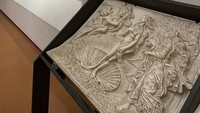 Di Galeri Uffizi di Florence, mereka memiliki versi lukisan khusus sehingga pengunjung buta masih bisa menikmati seni. (Bored Panda)