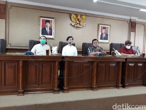 Video Gibran Temui Fraksi PDIP dan Minta Maaf