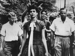 Foto-foto Langka dari Masa Silam untuk Menambah Pengetahuan