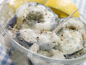 Fakta Menarik Jelly Belut, Makanan Tradisional Inggris Berusia 150 Tahun