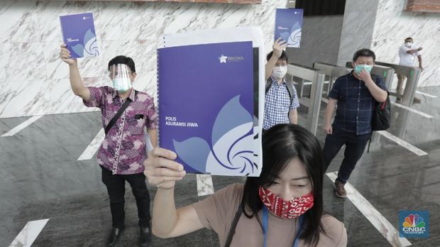 Nasabah Korban Gagal Bayar PT. Asuransi Jiwa Kresna (Cnbc Indonesia/ Tri Susilo)
