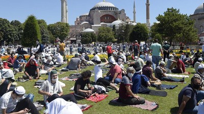Begini Suasana Jelang Salat Jumat Perdana di Hagia Sophia