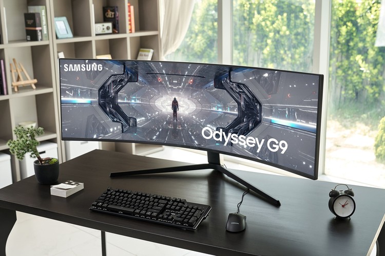 Samsung Odyssey G7 dan G9