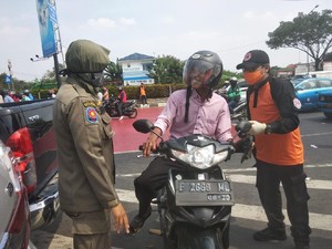 Warga Tak Bermasker Jaminkan Anak Saat Didenda, DPRD Depok: Tak Ada Nurani