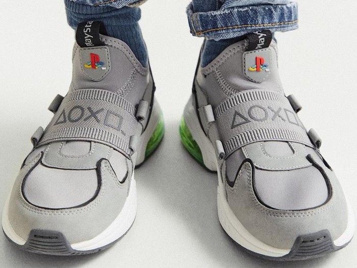 Sneakers Zara x Sony Playstation