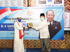 Pimpinan MPR Ajak Masyarakat Jaga dan Lestarikan Pancasila