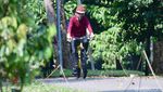 Hasil Swab Negatif, Jokowi Gowes Sepeda di Istana Bogor