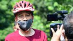 Hasil Swab Negatif, Jokowi Gowes Sepeda di Istana Bogor