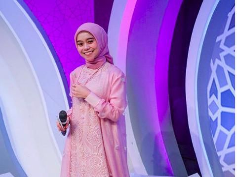 gaya lesti kejora