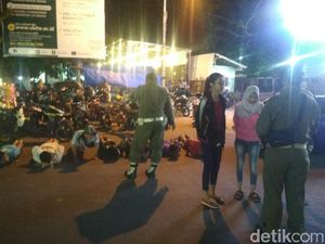 Dirazia, Banyak Warga Nongkrong-Pemotor Tak Bermasker di Rembang