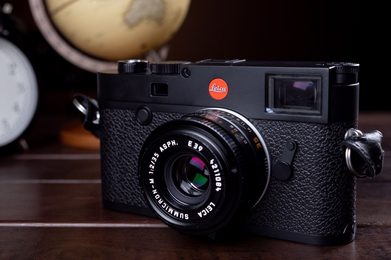 harga leica m10r