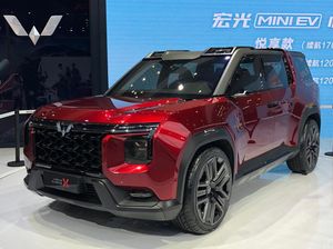 Melihat Lebih Dekat Mobil SUV Konsep Wuling Hongguang X
