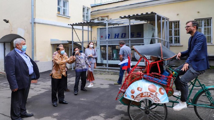 Becak Yogyakarta di Museum Rusia