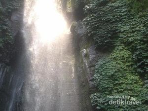 Ini Salah Satu Air Terjun Terbaik di Malang Raya
