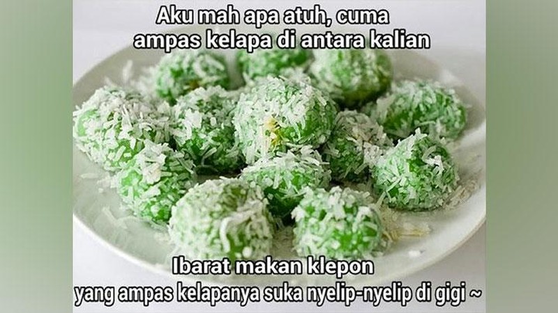 Klepon 'kurang islami' ramai dibicarakan setelah adanya sebuah foto yang beredar. Berikut ini deretan meme klepon yang mendadak naik karena kehebohan kemarin.