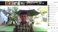 Menteri Agama Fachrul Razi dan tokoh lintas agama berbicara dalam webinar mengenai kesiapan dalam menghadapi era new normal dari perspektif lintas agama.