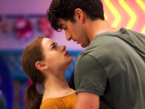 Jangan Baper ya Abis Nonton 5 Film Romantis Remaja Ini!