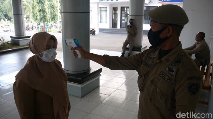 ASN di Maros kembali bekerja normal setelah sempat dirumahkan karena ada yang terpapar COVID-19 (Bakri-detikcom).