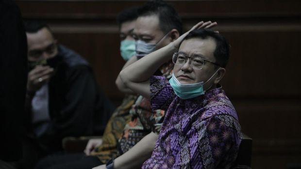 Benny Tjokosaputro atau akrab disapa Bentjok, salah satu dari 6 terdakwa di kasus PT Asuransi Jiwasraya (Persero) yang menjalani persidangan Tindak Pidana Korupsi di Pengadilan Negeri Jakarta Pusat. (CNBC Indonesia/ Tri Susilo)