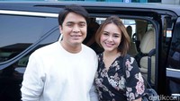 Meski sudah mengaku sayang, pria berusia 29 tahun tersebut mengaku belum berpacaran dengan Amanda Manopo. Pool/Noel/detikFoto.
