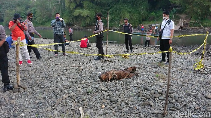 Bom Peninggalan Penjajahan Ditemukan di Bawah Jembatan Kereta Api